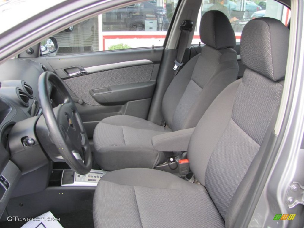 2010 Aveo LT Sedan - Medium Gray / Charcoal photo #9
