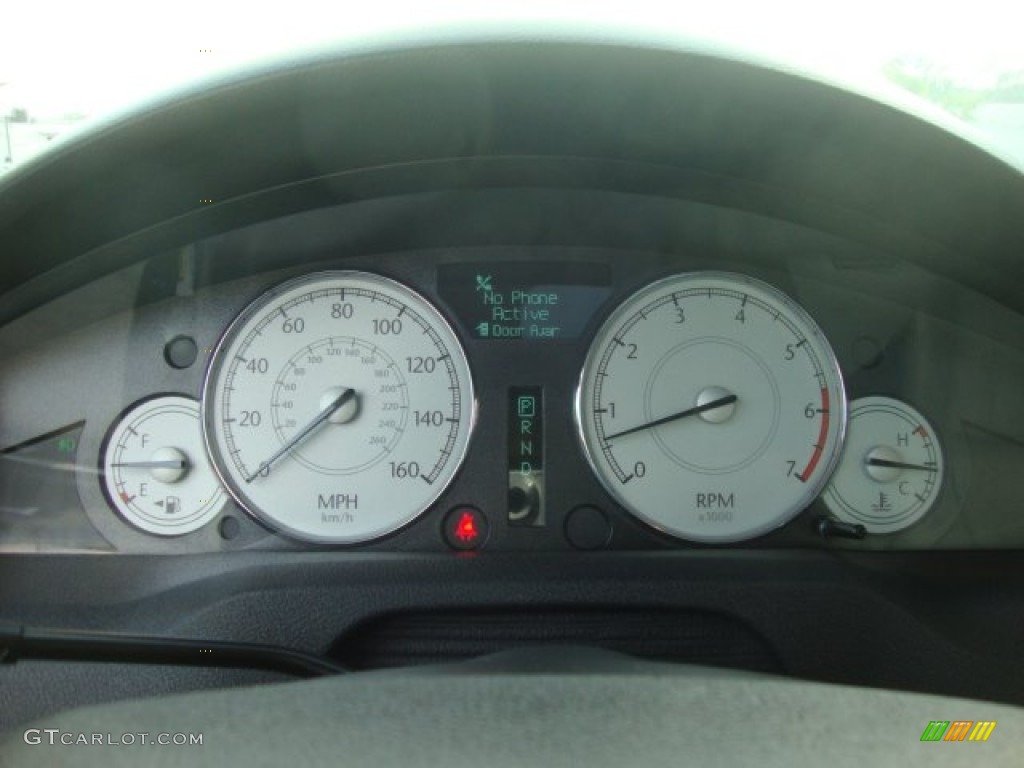 2007 Chrysler 300 C HEMI AWD Gauges Photo #54105684
