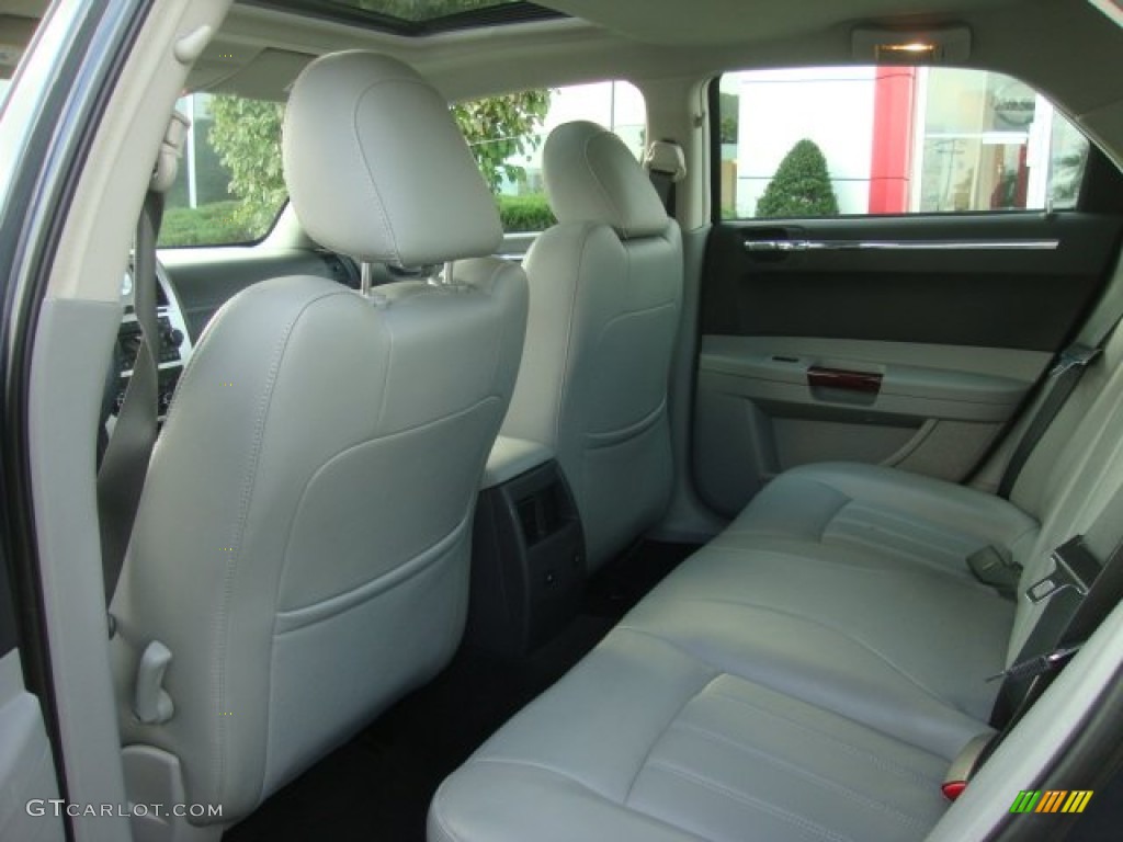 Dark Slate Gray/Light Slate Gray Interior 2007 Chrysler 300 C HEMI AWD Photo #54105777