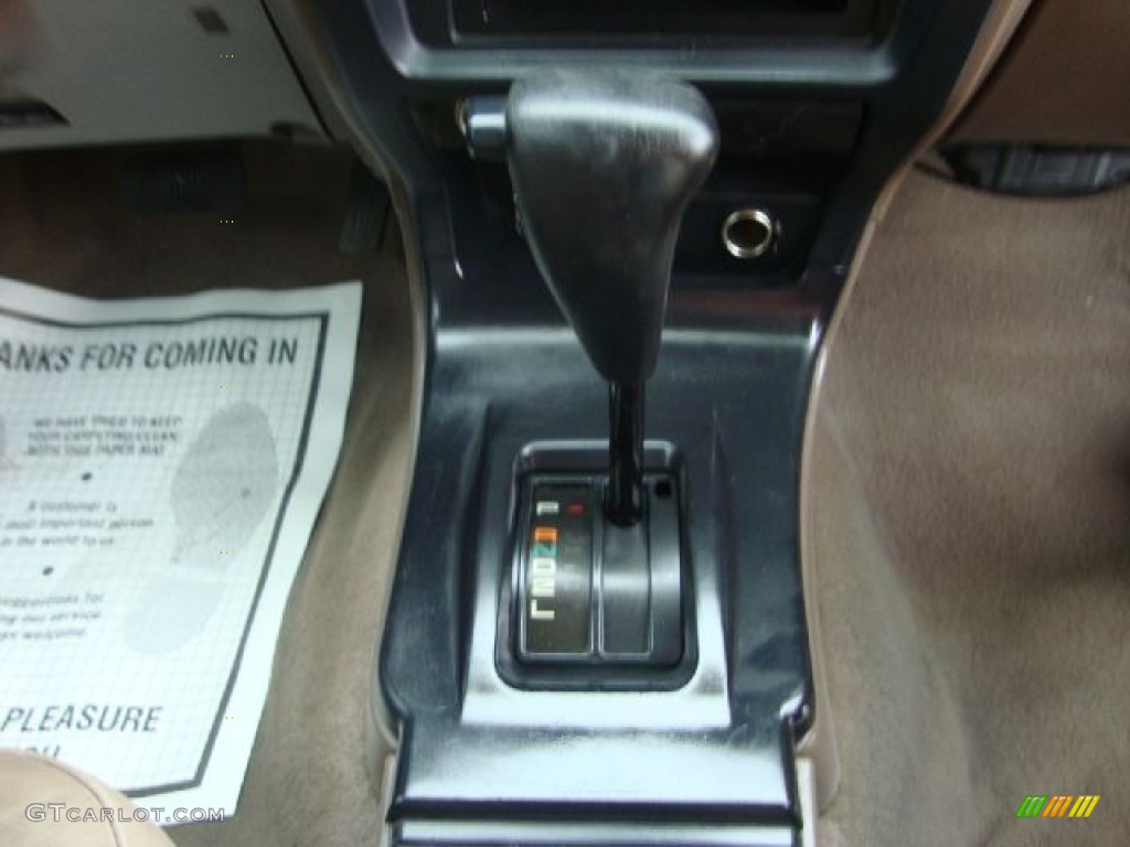 1999 Toyota 4Runner SR5 Transmission Photos