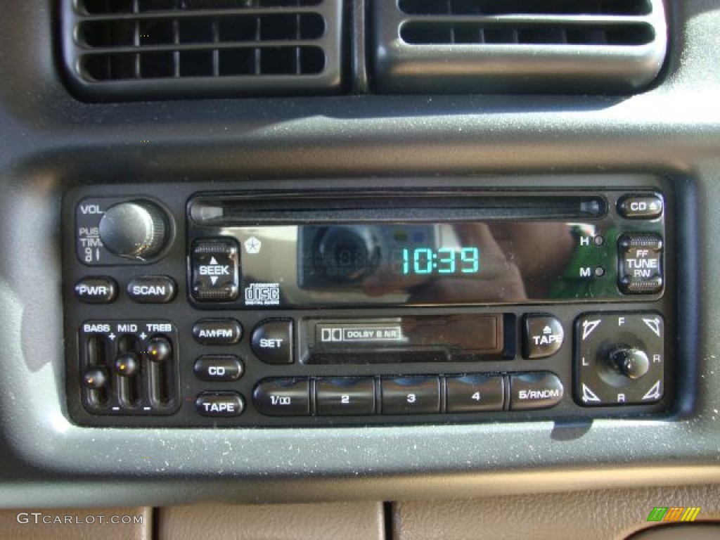 1999 Dodge Ram 2500 SLT Extended Cab Audio System Photos