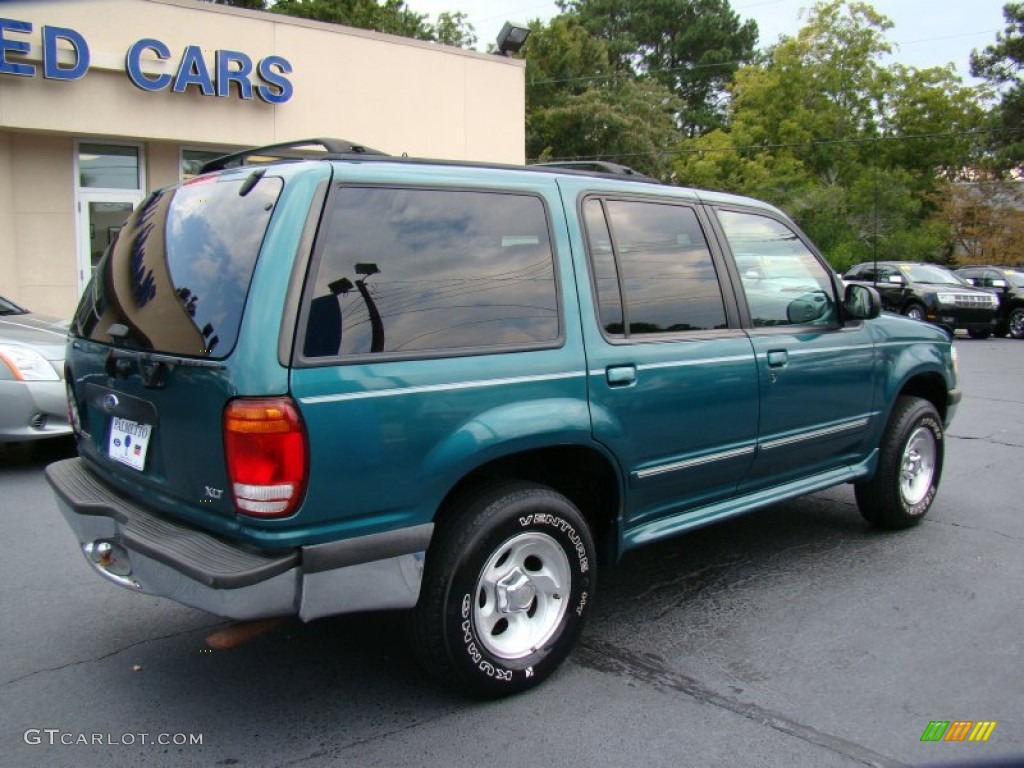 1998 Explorer XLT 4x4 - Pacific Green Metallic / Medium Graphite photo #8