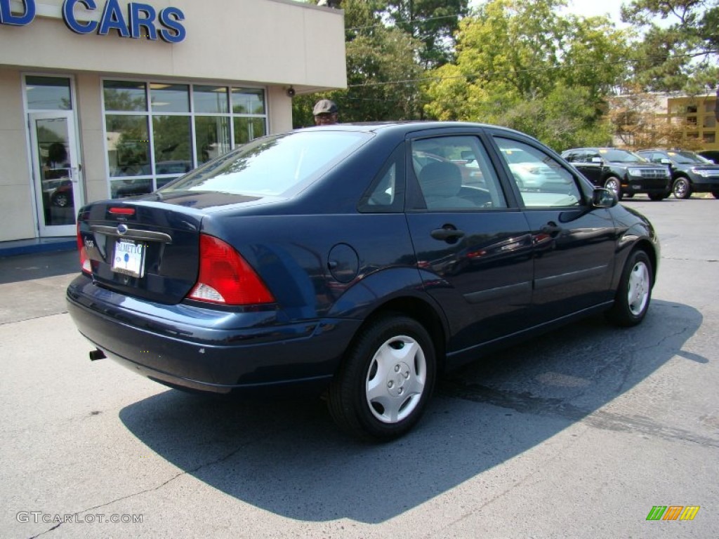 2001 Focus LX Sedan - Twilight Blue Metallic / Medium Graphite Grey photo #8