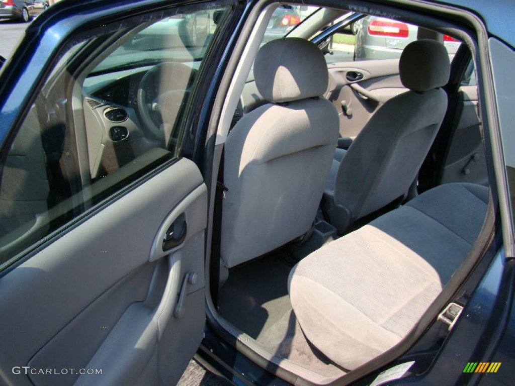 2001 Focus LX Sedan - Twilight Blue Metallic / Medium Graphite Grey photo #11