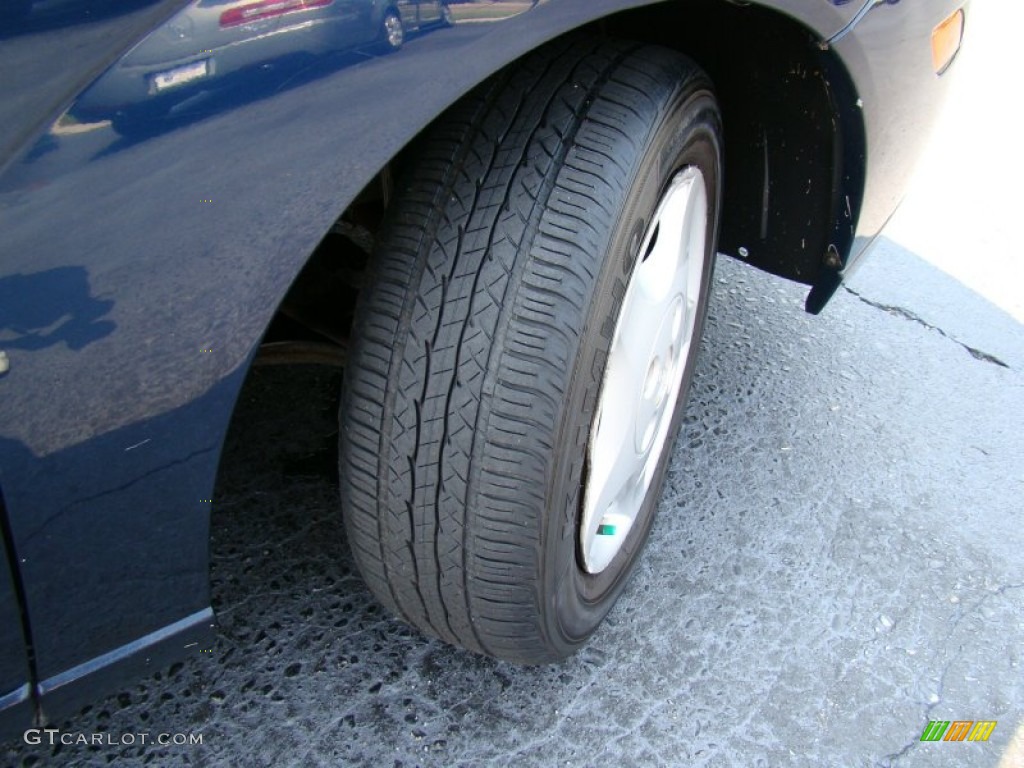 2001 Focus LX Sedan - Twilight Blue Metallic / Medium Graphite Grey photo #25