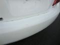 Super White - Camry LE Photo No. 35
