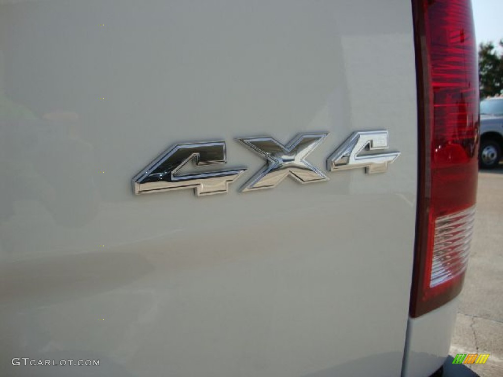 2012 Ram 1500 ST Quad Cab 4x4 - Bright White / Dark Slate Gray/Medium Graystone photo #14