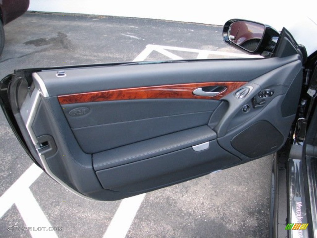 2009 Mercedes-Benz SL 550 Roadster Black Door Panel Photo #54114339