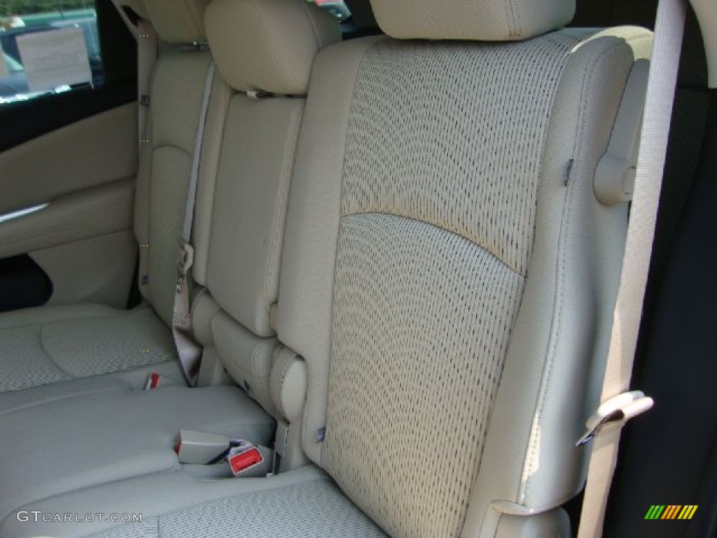 Black/Light Frost Beige Interior 2012 Dodge Journey SXT Photo #54114897