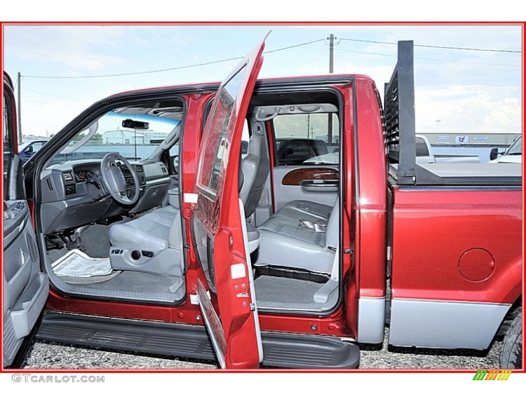 2003 F250 Super Duty Lariat Crew Cab - Toreador Red Metallic / Medium Flint Grey photo #20