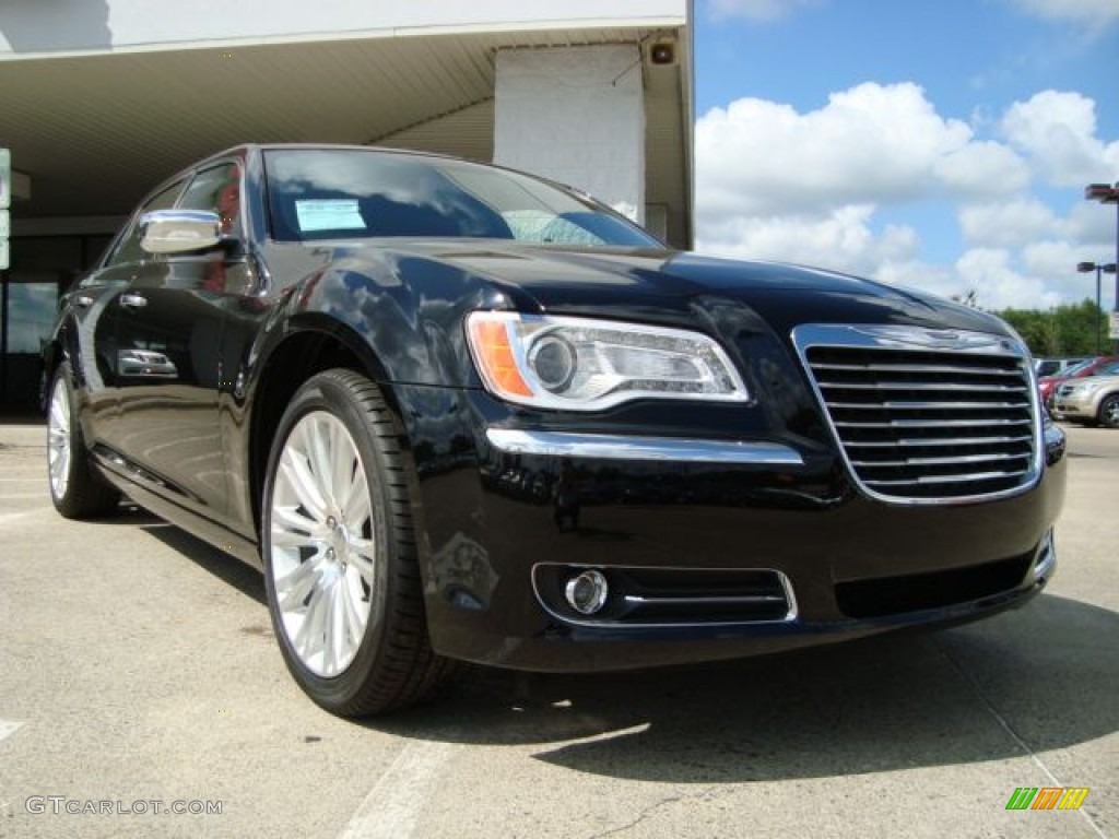 Gloss Black Chrysler 300