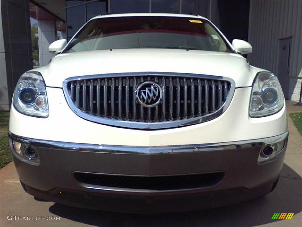 2008 Enclave CXL AWD - White Diamond Tri Coat / Titanium/Dark Titanium photo #2