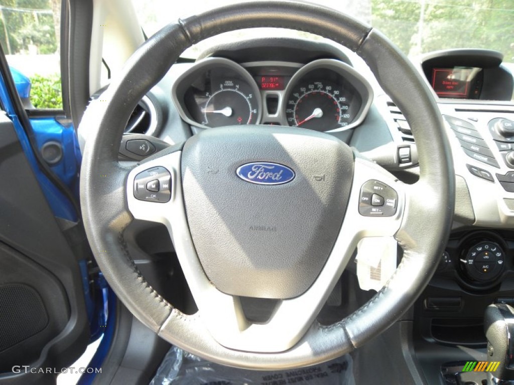 2011 Ford Fiesta SEL Sedan Charcoal Black/Blue Cloth Steering Wheel Photo #54118209