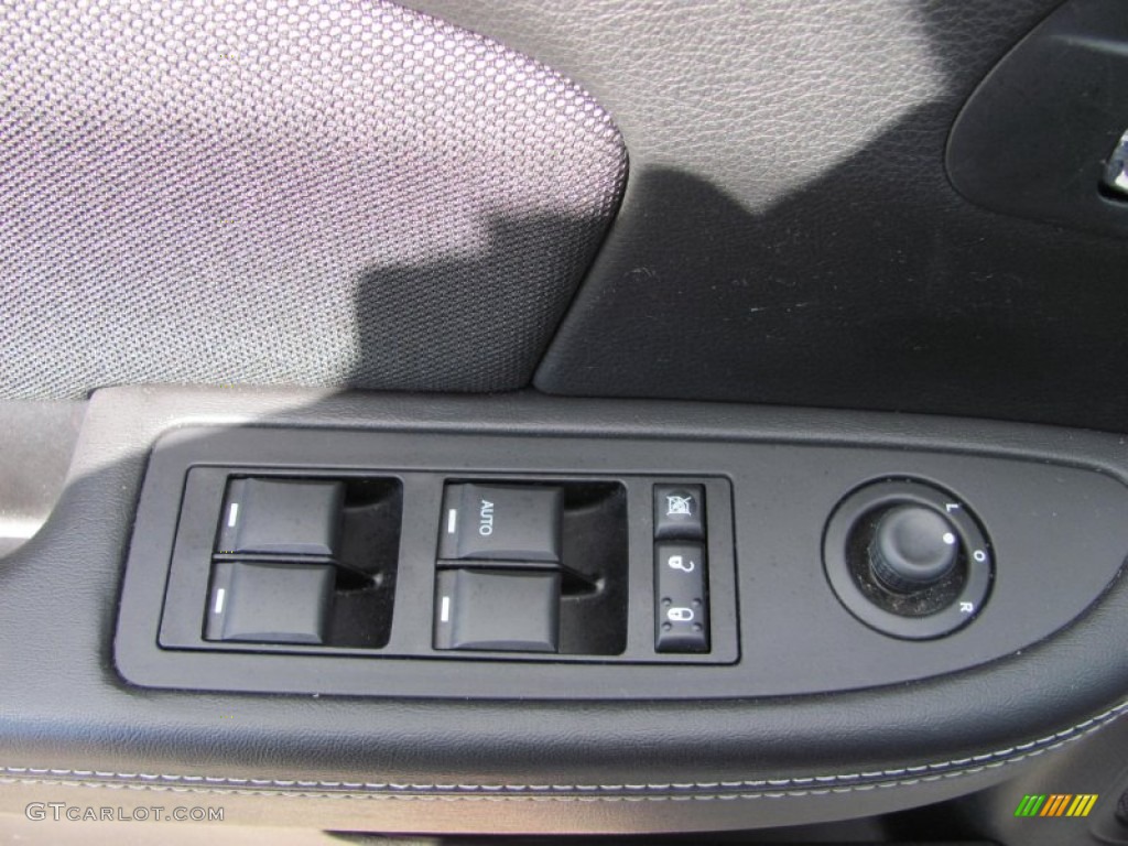 2011 Dodge Avenger Express Controls Photo #54121671