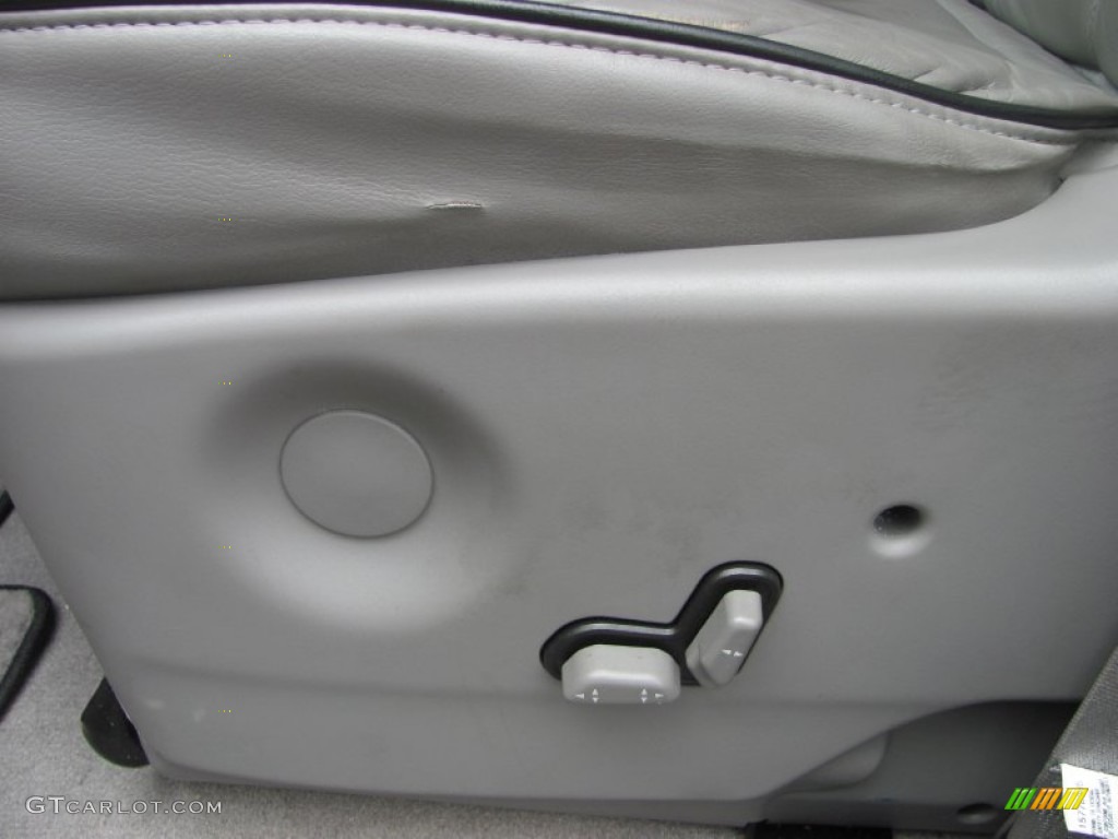 2007 Terraza CXL - Polar Blue Metallic / Medium Gray photo #10