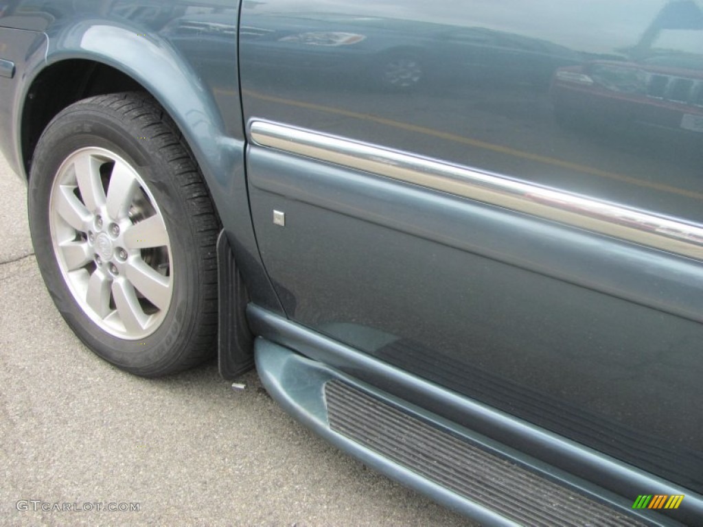 2007 Terraza CXL - Polar Blue Metallic / Medium Gray photo #12