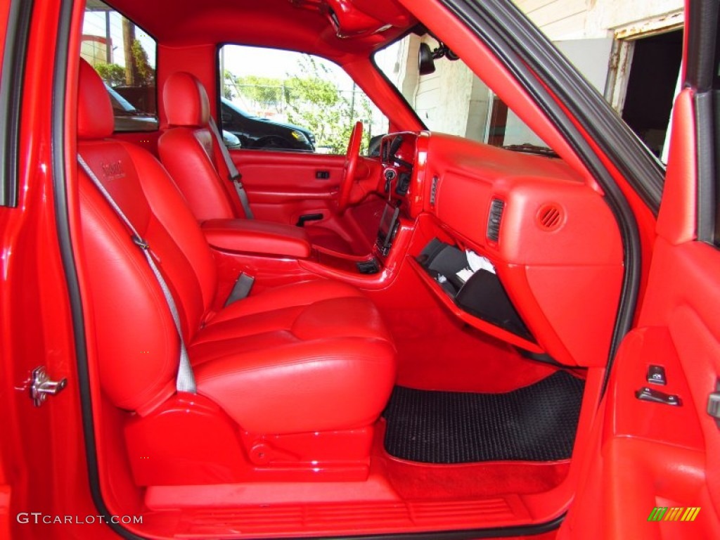 2004 Silverado 1500 LS Regular Cab - Victory Red / Custom Red photo #17