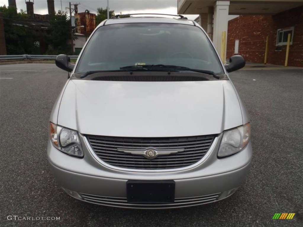 Bright Silver Metallic 2002 Chrysler Town & Country LXi AWD Exterior Photo #54125870