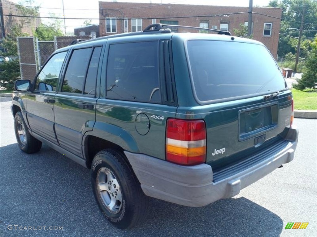 1997 Grand Cherokee Laredo 4x4 - Moss Green Pearl / Camel photo #3