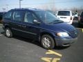 Midnight Blue Pearl - Caravan SE Photo No. 14