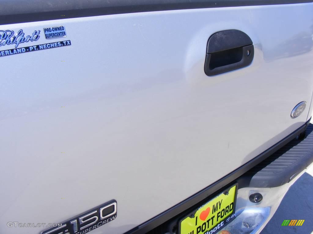2003 F150 XLT SuperCrew - Silver Metallic / Medium Graphite Grey photo #10