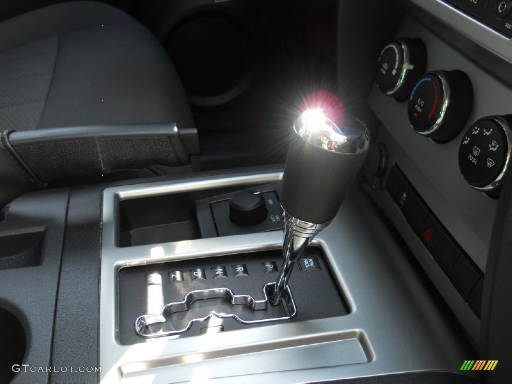 2011 Dodge Nitro Heat 4x4 4 Speed Automatic Transmission Photo #54130344