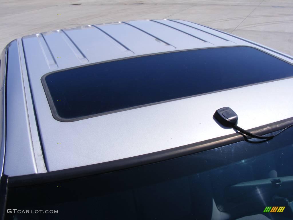 2003 F150 XLT SuperCrew - Silver Metallic / Medium Graphite Grey photo #22