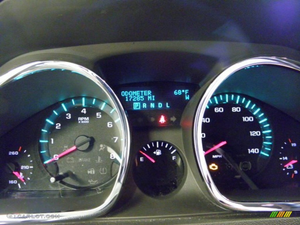 2011 Traverse LT AWD - White / Ebony/Ebony photo #7