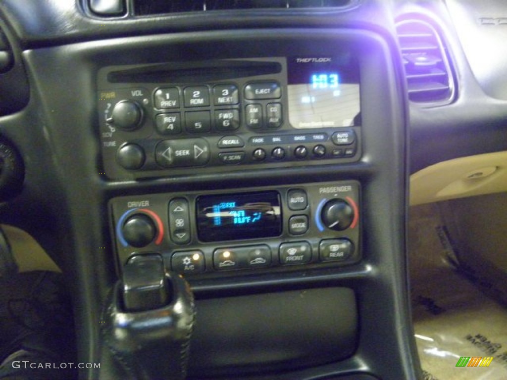 2003 Chevrolet Corvette Coupe Controls Photo #54131355