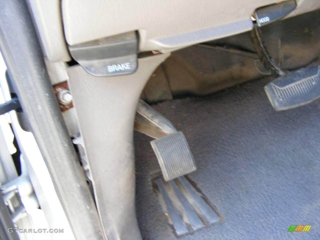 2003 F150 XLT SuperCrew - Silver Metallic / Medium Graphite Grey photo #38