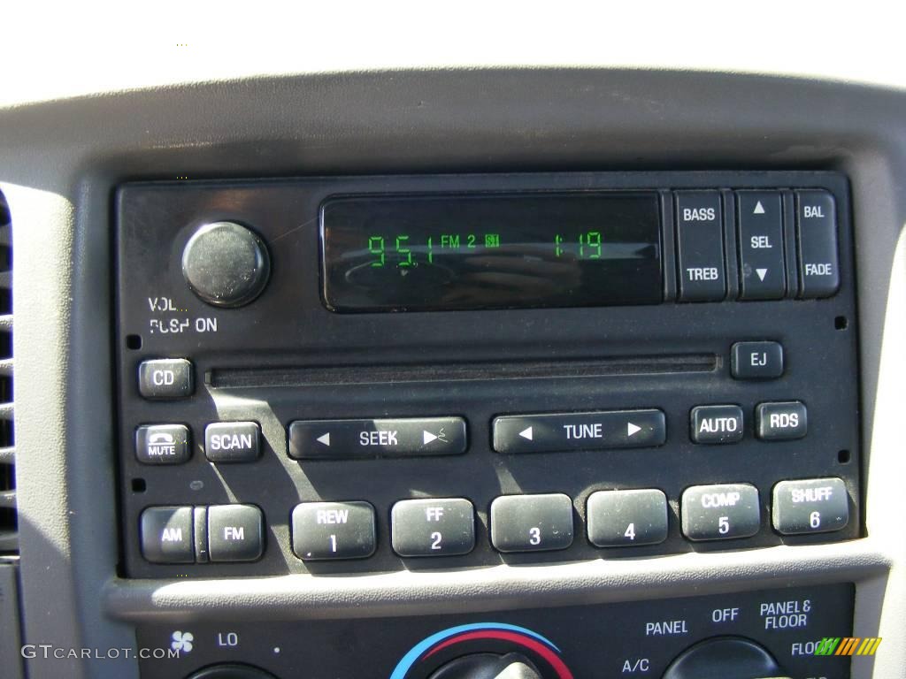 2003 F150 XLT SuperCrew - Silver Metallic / Medium Graphite Grey photo #44