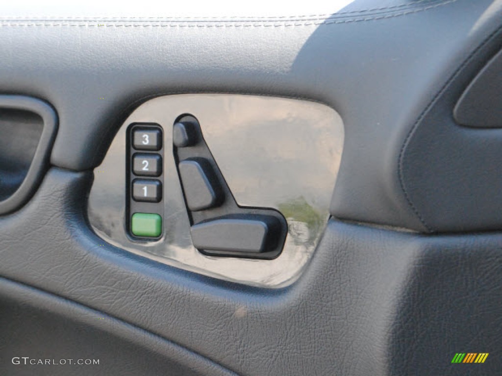 2002 Mercedes-Benz CLK 55 AMG Cabriolet Controls Photo #54132672