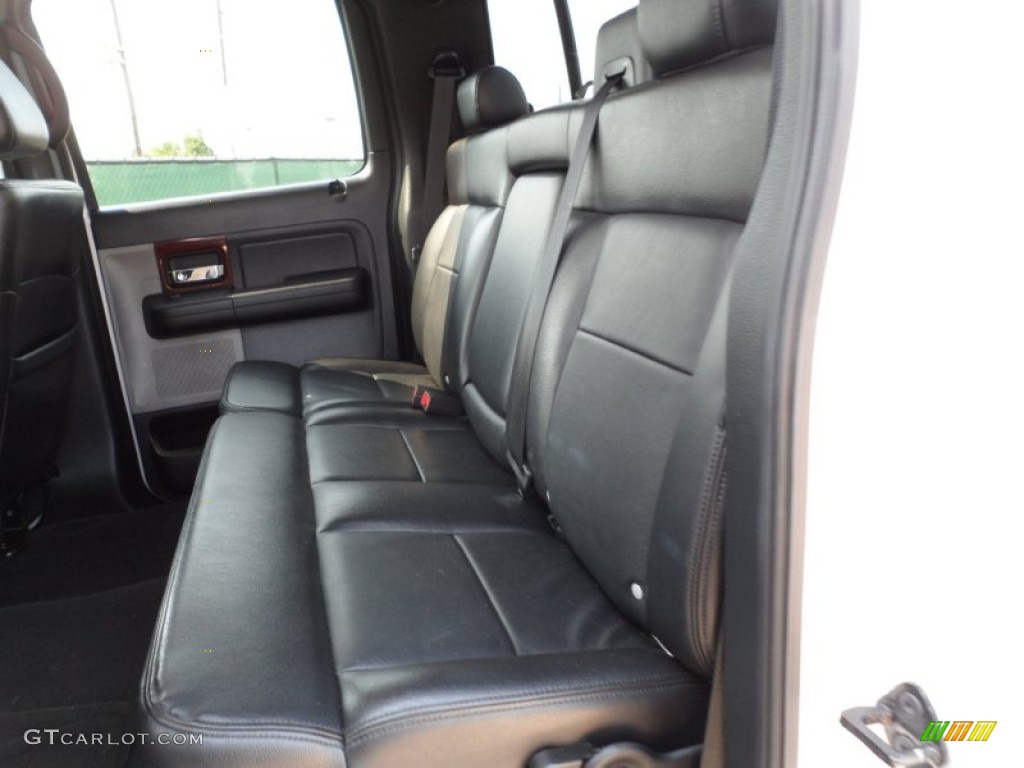 2007 F150 Lariat SuperCrew 4x4 - Oxford White / Black photo #33
