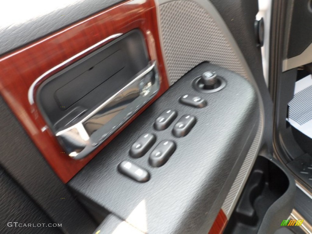 2007 F150 Lariat SuperCrew 4x4 - Oxford White / Black photo #35