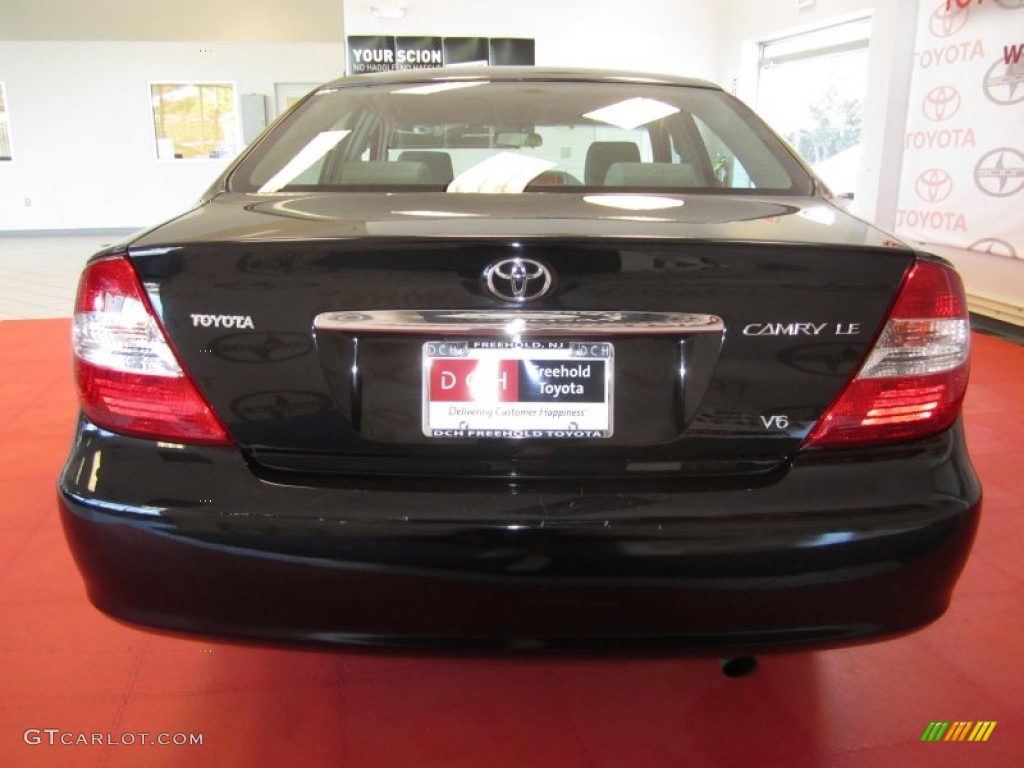 2004 Camry LE V6 - Black / Stone photo #5