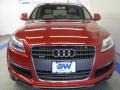 Garnet Red Pearl Effect - Q7 4.2 Premium quattro Photo No. 7