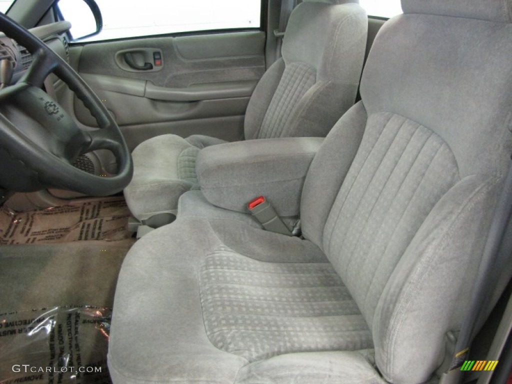 Medium Gray Interior 2001 Chevrolet S10 LS Regular Cab Photo #54137529