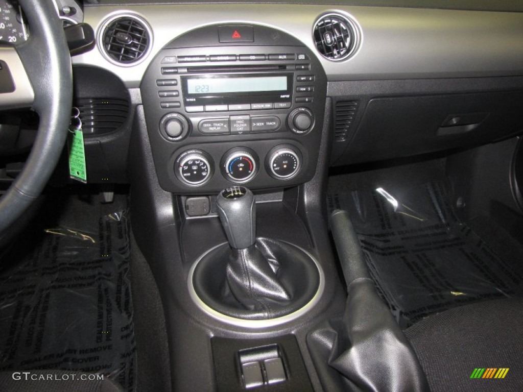 2009 Mazda MX-5 Miata Touring Roadster Transmission Photos