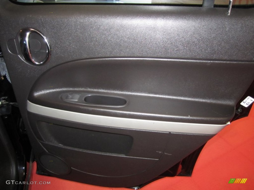2009 HHR LS - Black / Ebony photo #23