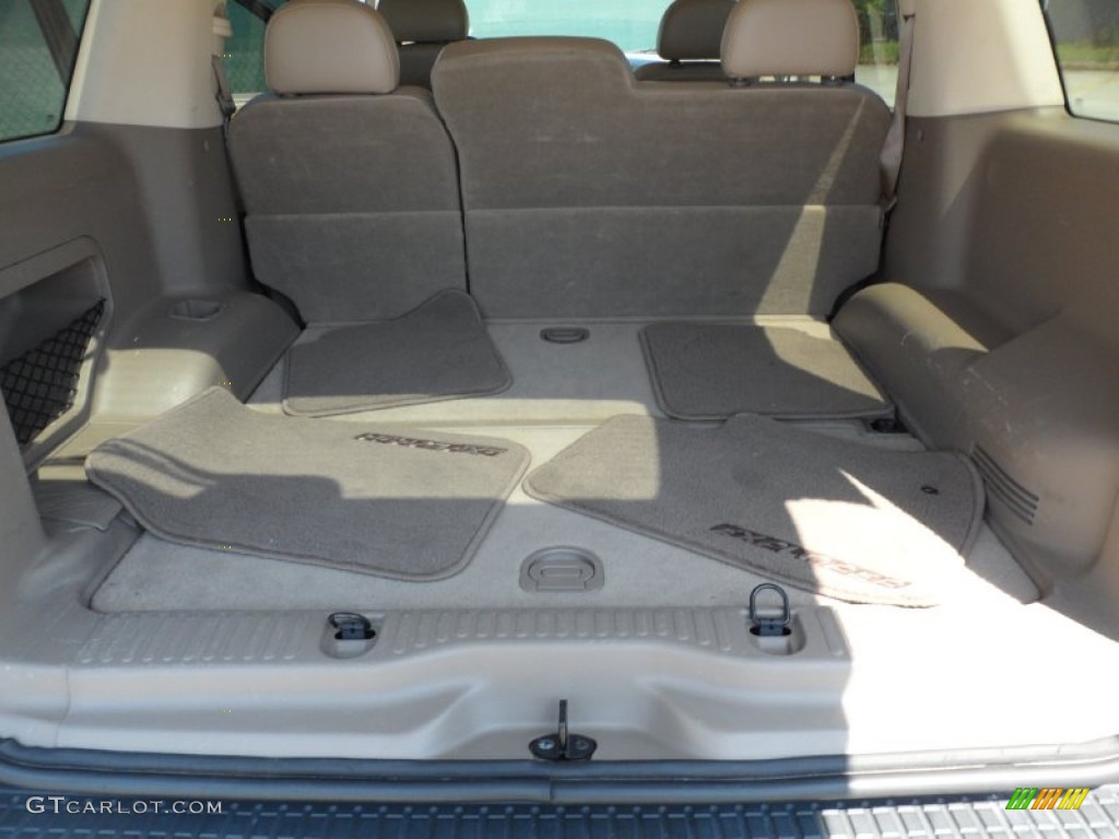 2005 Explorer XLT - Mineral Grey Metallic / Medium Parchment photo #27