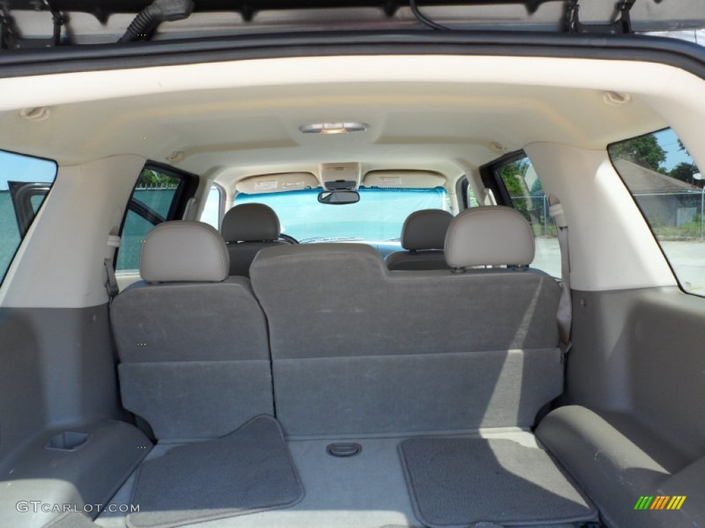 2005 Explorer XLT - Mineral Grey Metallic / Medium Parchment photo #28