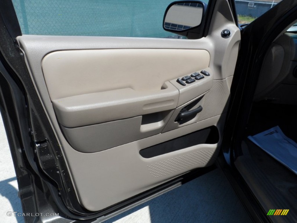 2005 Explorer XLT - Mineral Grey Metallic / Medium Parchment photo #31