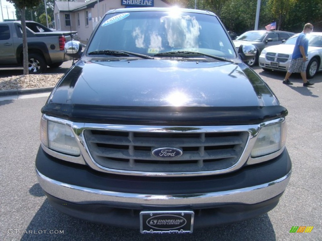 2002 F150 XLT SuperCrew - Black / Dark Graphite photo #9