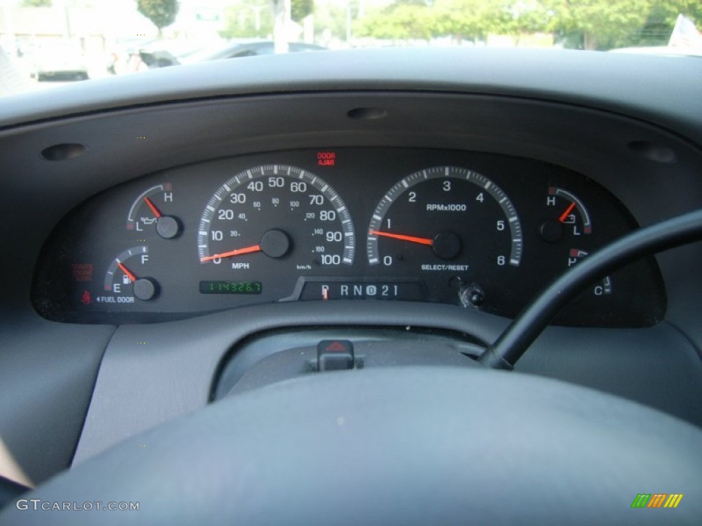 2002 F150 XLT SuperCrew - Black / Dark Graphite photo #19