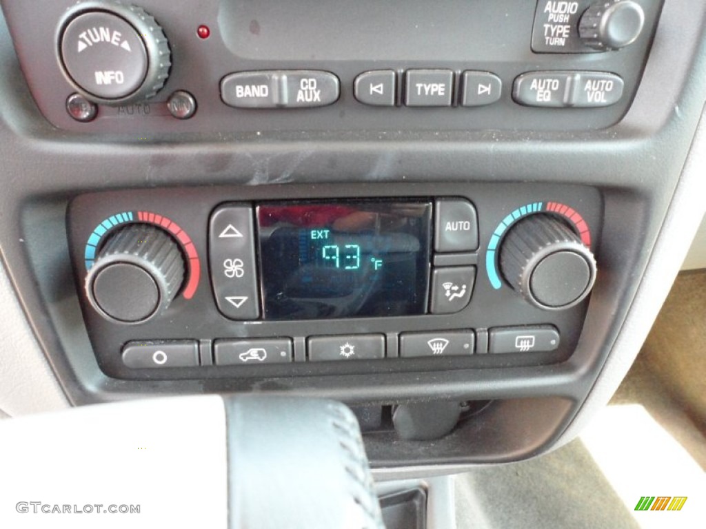 2005 Chevrolet TrailBlazer EXT LT Controls Photo #54141489