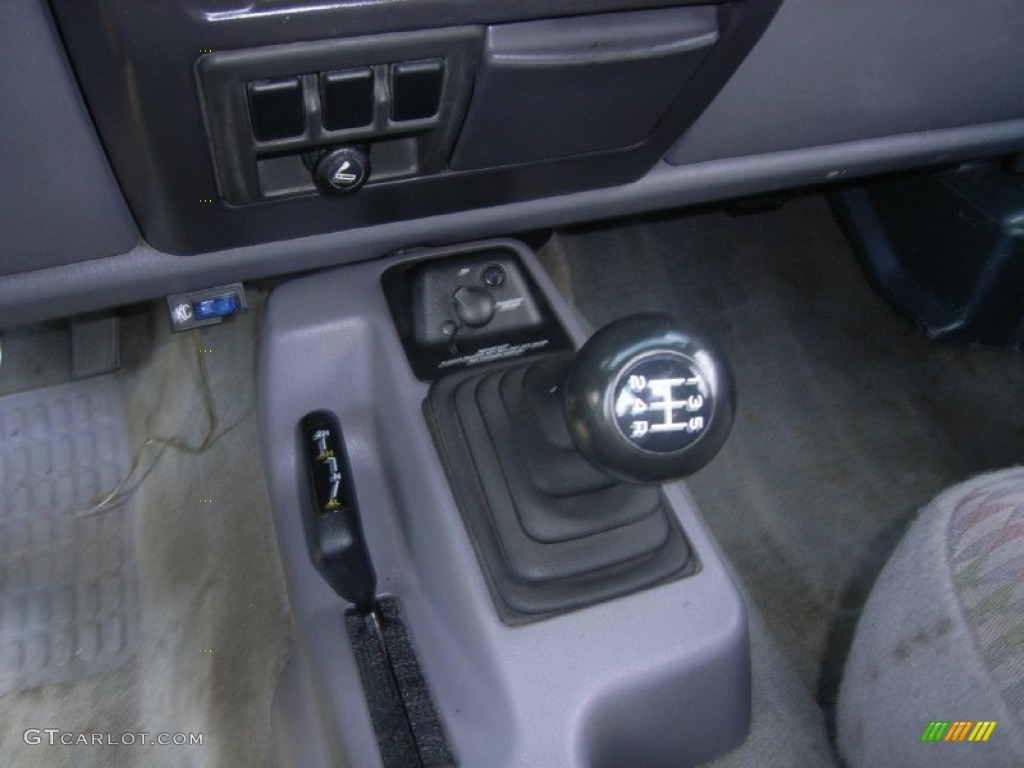 1998 Jeep Wrangler SE 4x4 5 Speed Manual Transmission Photo #54141906
