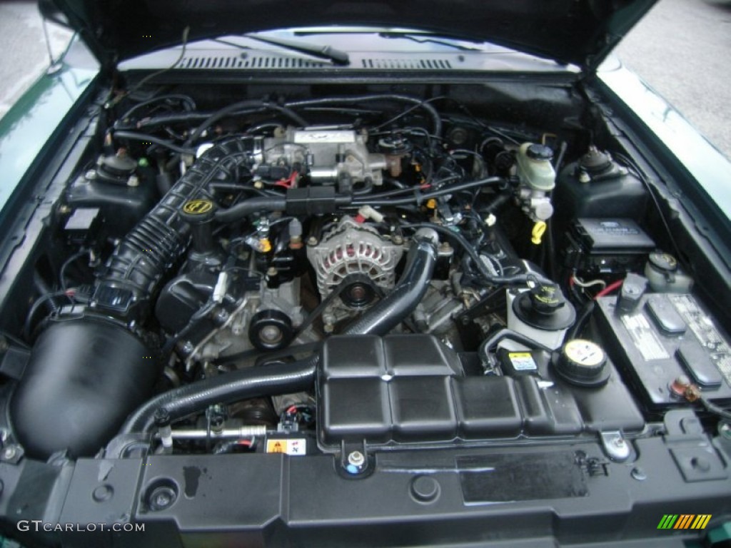 2001 Ford Mustang GT Convertible engine Photo #54143118