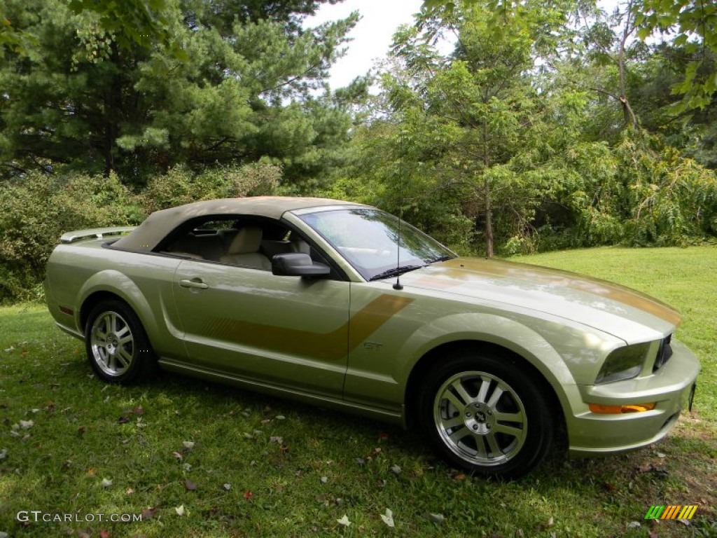 2006 Mustang GT Premium Convertible - Legend Lime Metallic / Light Parchment photo #49
