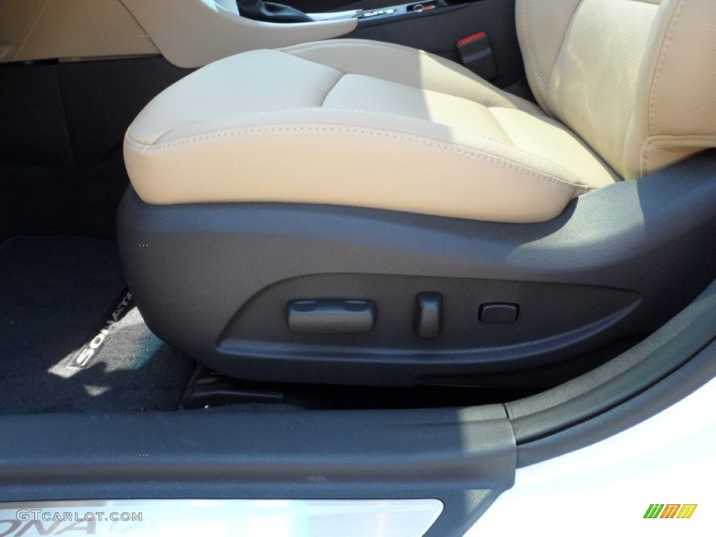 2012 Hyundai Sonata Limited Controls Photo #54147801