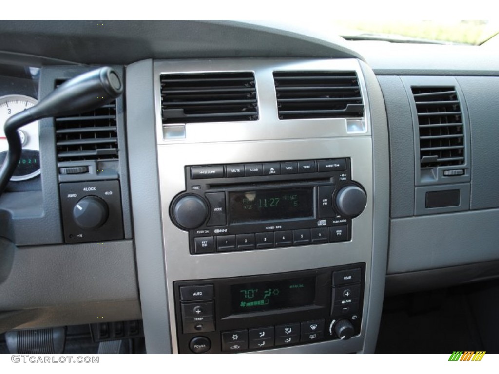 2004 Durango Limited 4x4 - Graphite Metallic / Medium Slate Gray photo #10